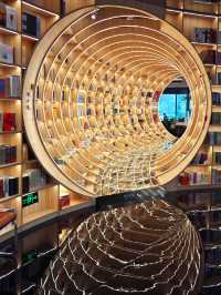 高顏值網紅書店｜愈欣書店。