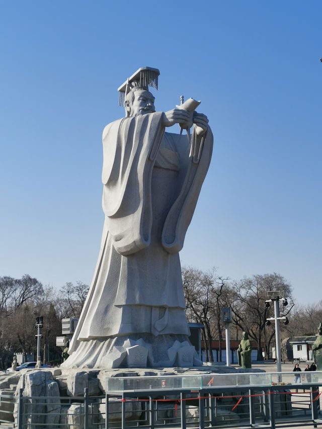 在路上:秦皇求仙入海處——不見當年秦始皇。 在路上:秦皇求仙入海處——不見當年秦始皇。
