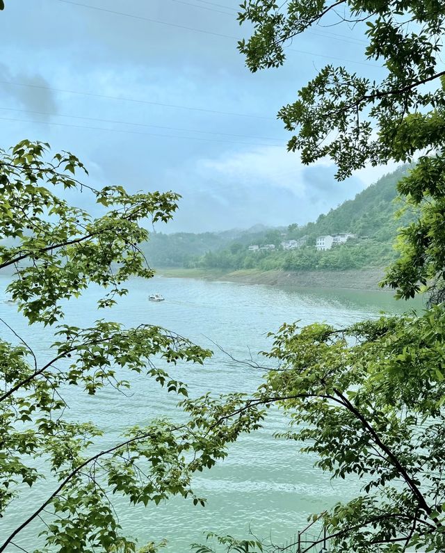 陝南一個人也沒有！彷彿在海邊絕美島嶼露營地