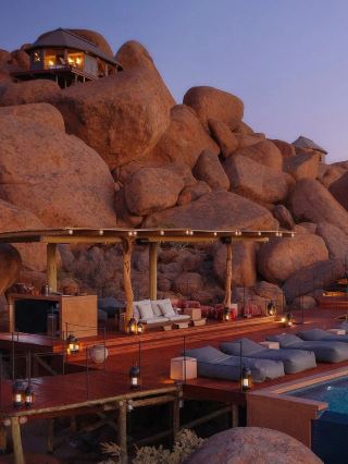 Great Places to Visit During the Spring Festival: 12-Day Namibia Travel Guide