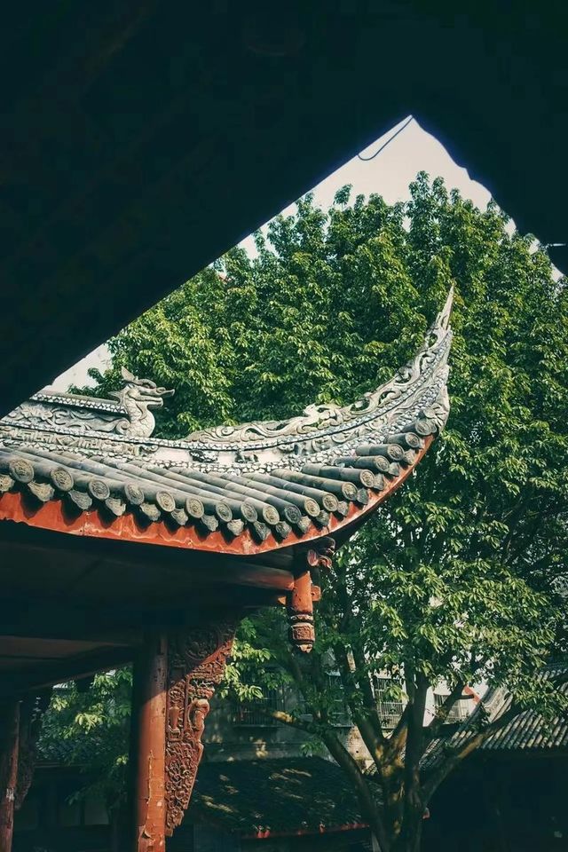 成都附近這座活生生的明清古鎮，我願稱它為時光暫停器！