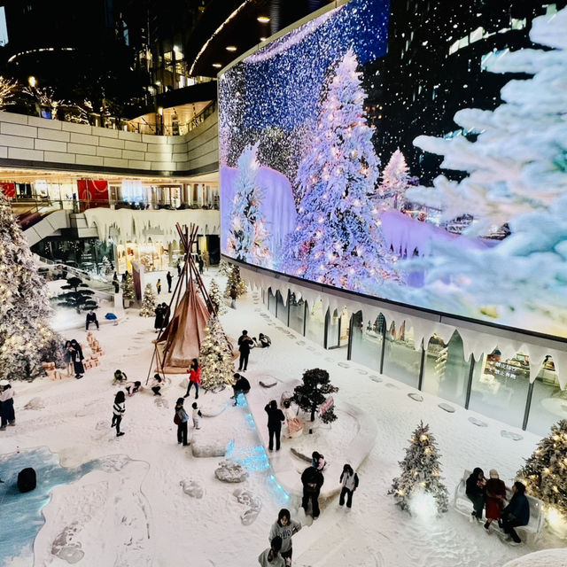 打卡深圳萬象冰雪之境