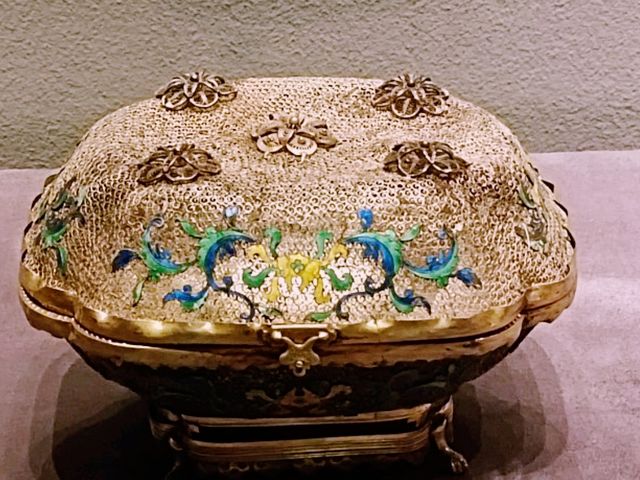 Bath East Asia Art Museum: Stunning Uniquities From Asia World