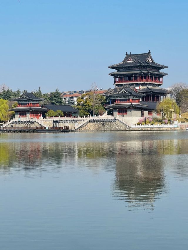 鳳城河畔尋古韻：一場跨越千年的水城之旅