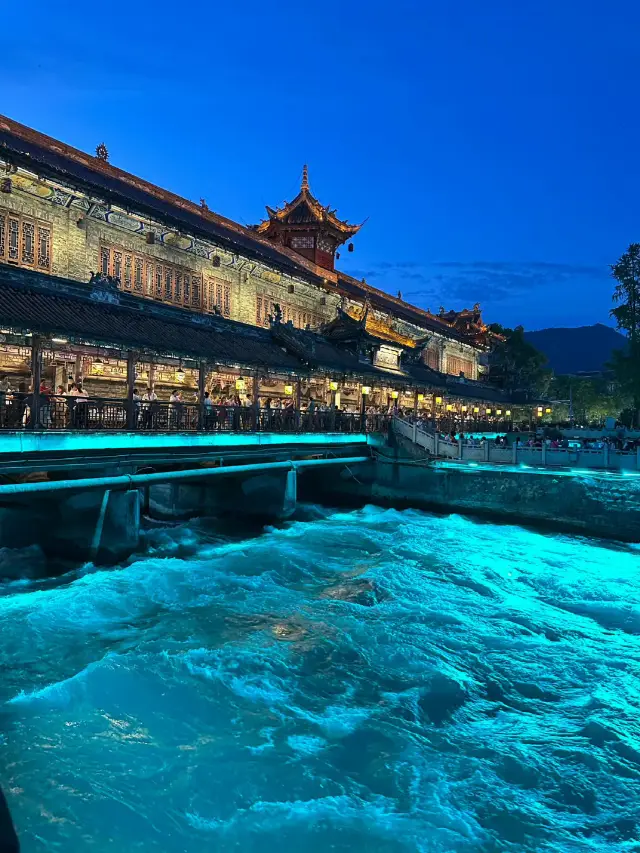 Dujiangyan One-Day Travel Guide