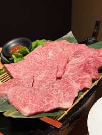 大阪心齋橋必吃！這家烤肉直接封神🥩黑毛和牛控衝就對了！
