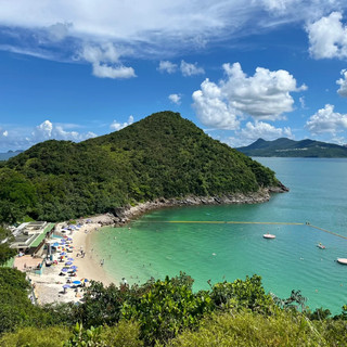 💥唔使出國！香港隱藏版「果凍海」被我搵到啦！西貢半月灣一日遊攻略