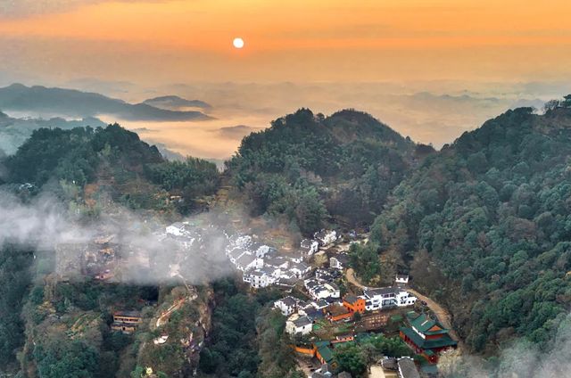 《進駐屯溪老街心臟地帶！200年徽商老宅華麗變身輕奢博物館》