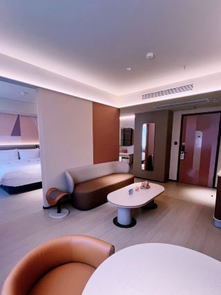 After staying in a high-end hotel, there's really no going back!
