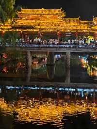 我在千戶苗寨找到了現實版夜間清明上河圖！真的絕美！