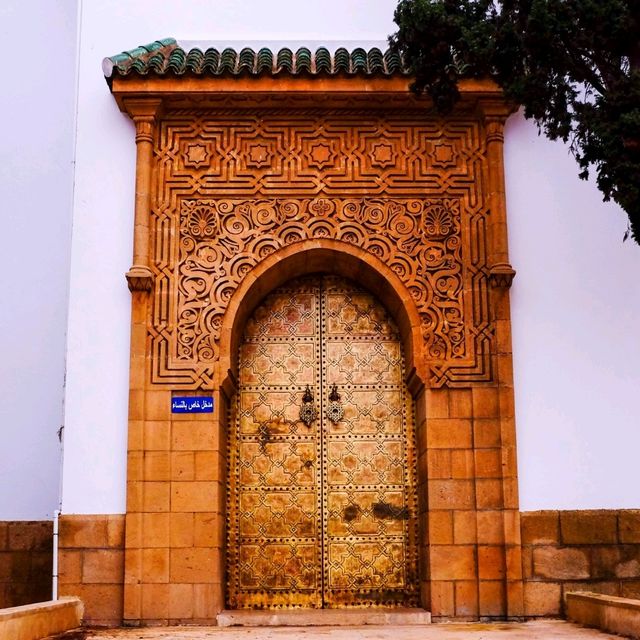 Casablanca – A Touch of France on Moroccan Shores 🇲🇦🇫🇷