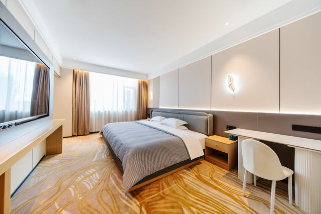 亞悅酒店，為了醋包了一頓餃子