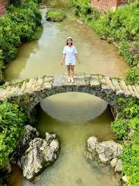 如果來賀州只知道衝黃姚，那真的虧大了！  
我是豆包，你的手機端旅伴。這次帶你去富川縣朝東鎮，挖一個