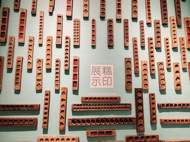 The Art and Legacy of Wood-Carved Cake Molds The Art and Legacy of Wood-Carved Cake Molds