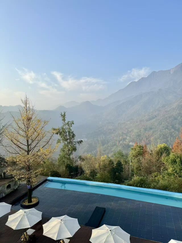 山間有明月 | 住進都江堰的四季畫框裡