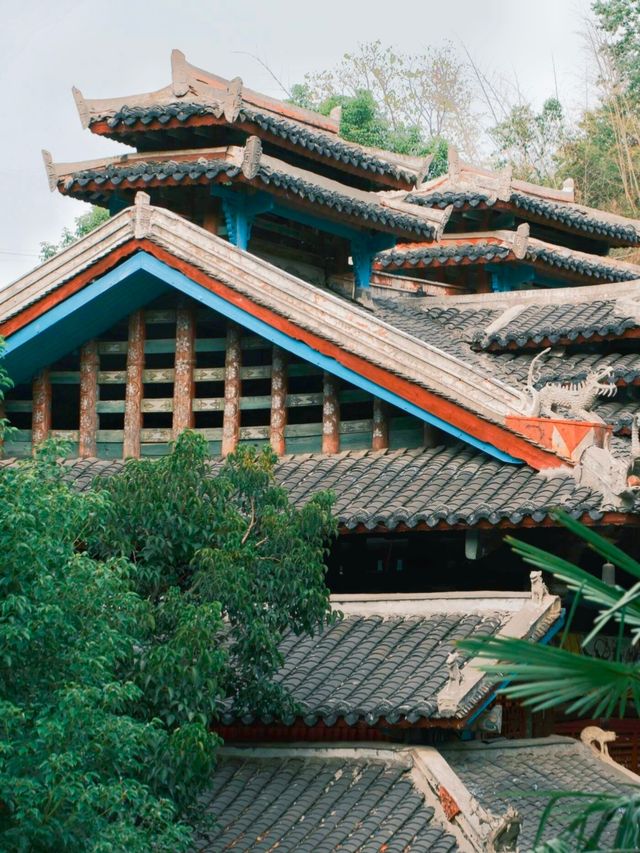 【張家界土司城】輕鬆好逛的景區,小角落都很出片 【張家界土司城】輕鬆好逛的景區,小角落都很出片