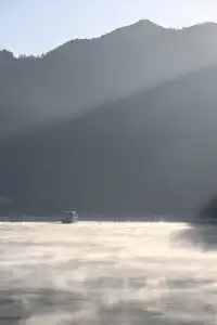 徽州古城+瞻淇魚燈+深渡晨霧