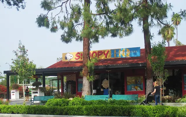 Knott's Berry Farm Marketplace