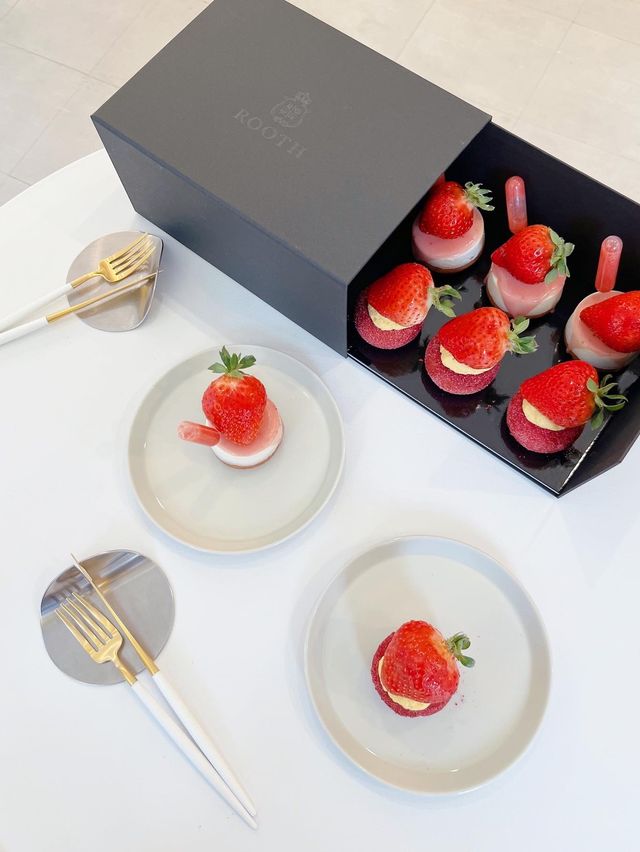 【福岡カフェ】ROOTHのあまおうが始まったよい 🍓 【福岡カフェ】ROOTHのあまおうが始まったよい 🍓