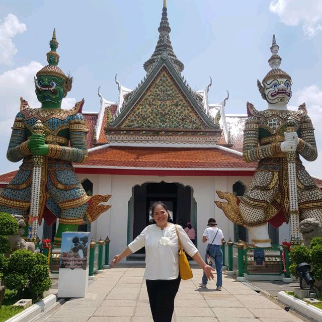 วัดอรุณราชวรารามราชวรมหาวิหาร