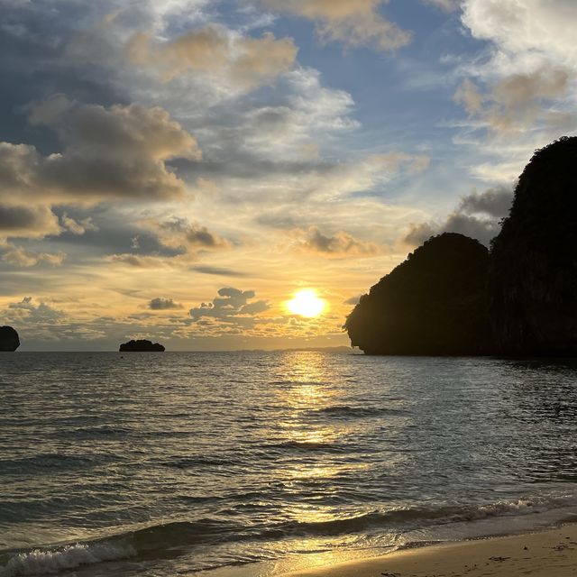 Avatar Railay Resort สักครั้งในชีวิตที่ไร่เลย์📍