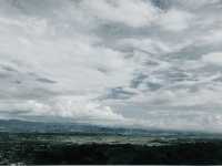 วัดท่าตอน เจดีย์แก้วสีม่วง