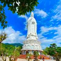 Linh Ứng Pagoda