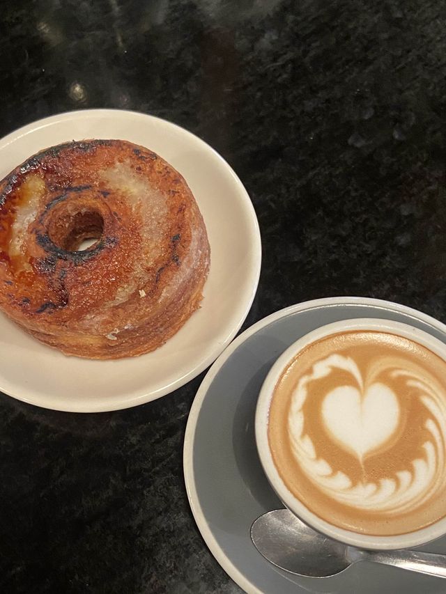 디저트까지 맛있던 힙한 카페의 정석 !☕️