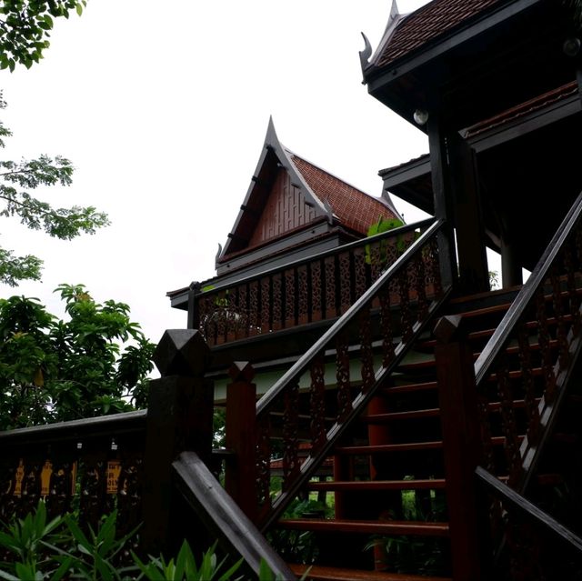 🧱✨️ Nami Salaya คาเฟ่เรือนไทย✨️🧱