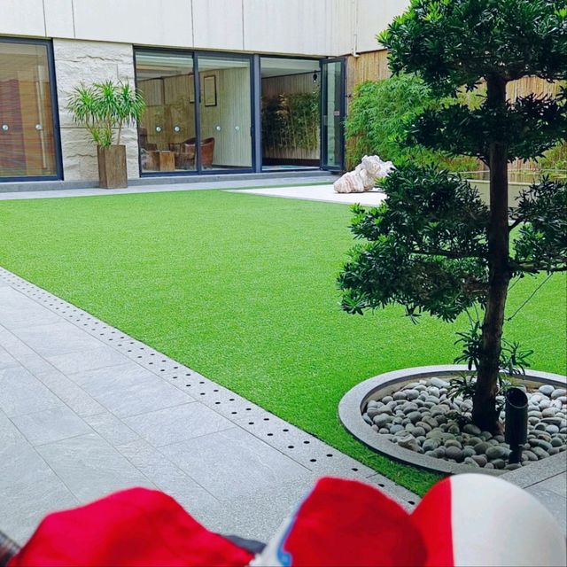 日本料理鐵板燒，加上超大，豐富打卡位的花園！