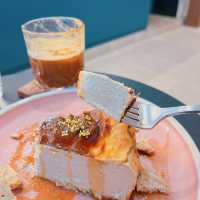 Cheese Cake入口夠滑順，奶味亦好濃郁，同Earl Grey 茶味好balance，相當出色，大愛！