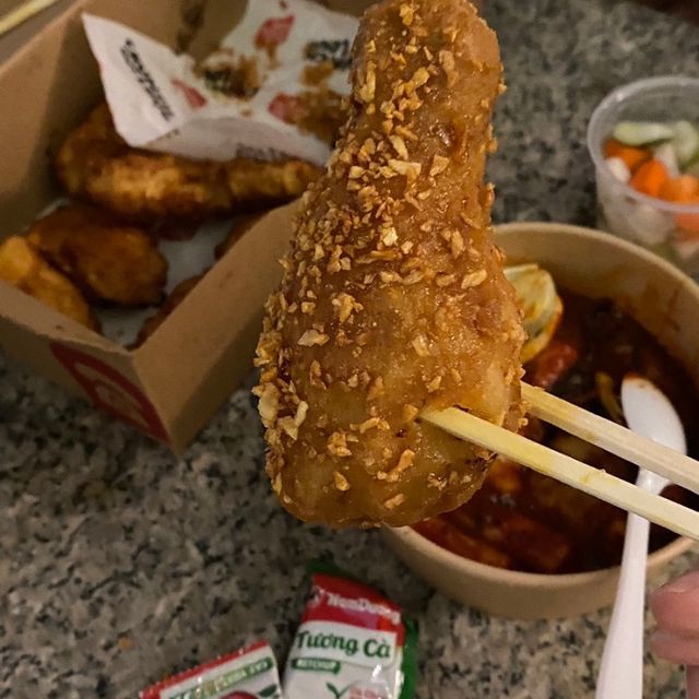 호치민 안의 유럽. 그랜드 사이공