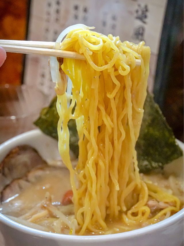 人氣白味噌拉麵，抵食出色喺幾掂