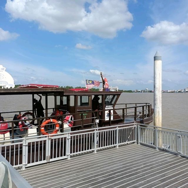 Muar River Cruise