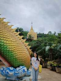 วัดถ้ำผาแด่น จ.สกลนคร