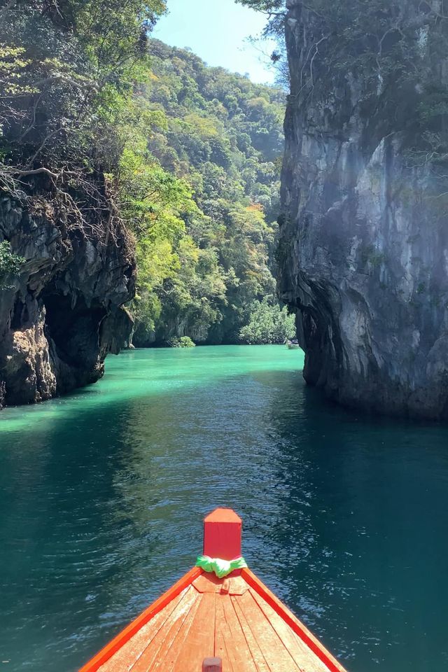 ล่องเรือทะเลกระบี่
