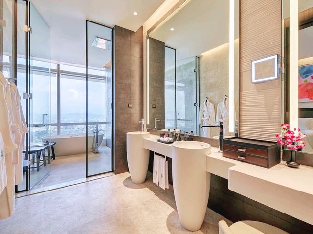 Stay at Banyan Tree