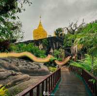 วัดถ้ำผาแด่น จ.สกลนคร
