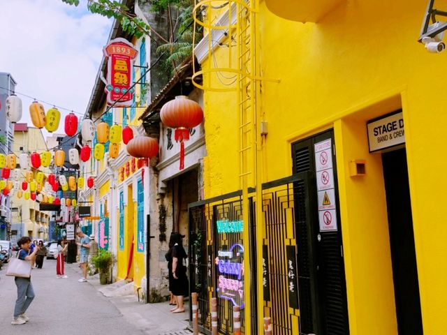 🎨 Street Art in Kuala Lumpur 