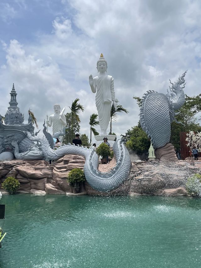 แลนด์มาร์กแห่งใหม่ของจ.ศรีสะเกษ 🐍