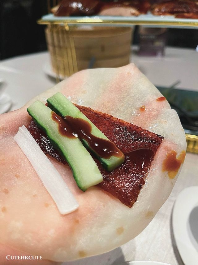香港這乳鴿外皮卜卜脆🌟很神‼️好吃到無語