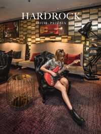 Hard Rock Hotel Pattaya โรงแรมสายร็อคติดหาดพัทยา