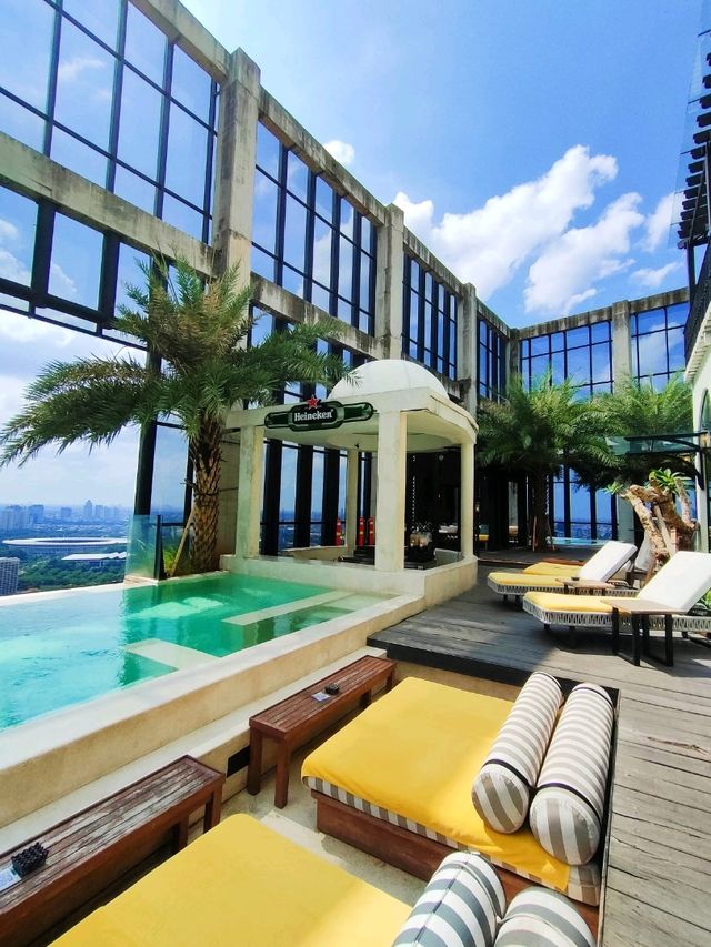 Amazing Hotel Rooftop in Jakarta