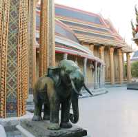 พามาไหว้พระวัดราชบพิธสถิตมหาสีมาราม