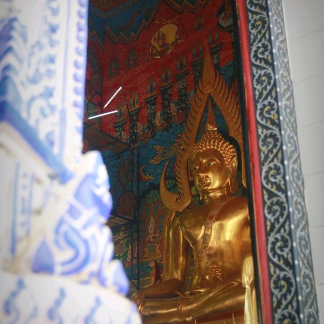  เที่ยวโบสถ์สีน้ำเงิน วัดปากน้ำแขมหนู