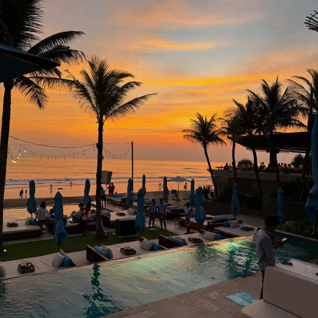 The biggest and fun beach club in the world!