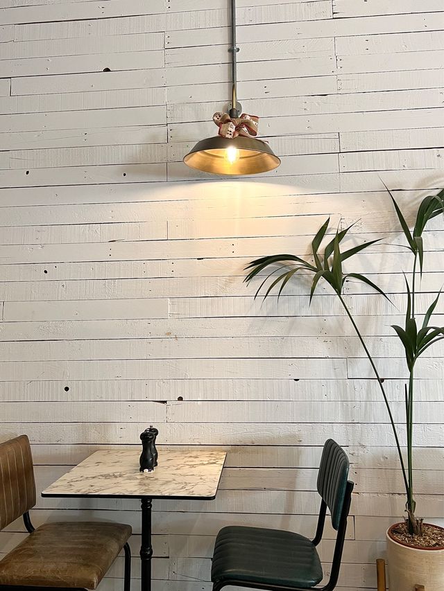 英國比斯特時尚型格Burger店-Monty's Burger Bar