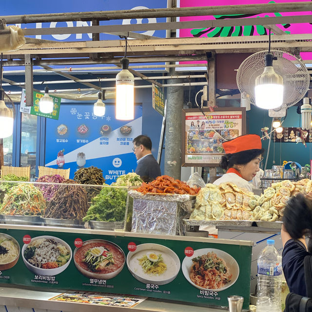 Gwangjang Market ตลาดของกินท้องถิ่นชาวเกาหลีแท้ๆ 