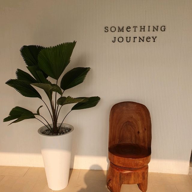 Something Journey Cafe & Restaurant