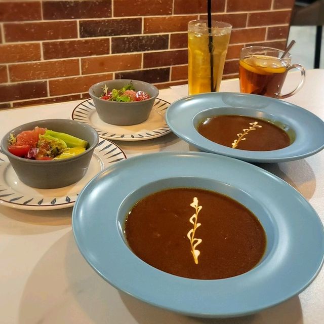 啟岸寫意文青Cafe